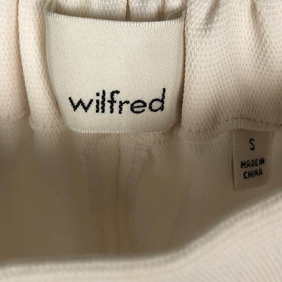 Aritzia Wilfred Free shorts - Picture 4 of 4